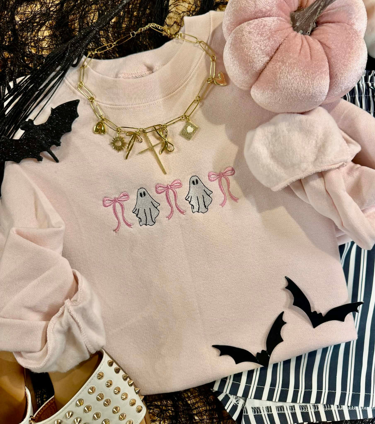 Ghosts and Bows Sweatshirt/Tee