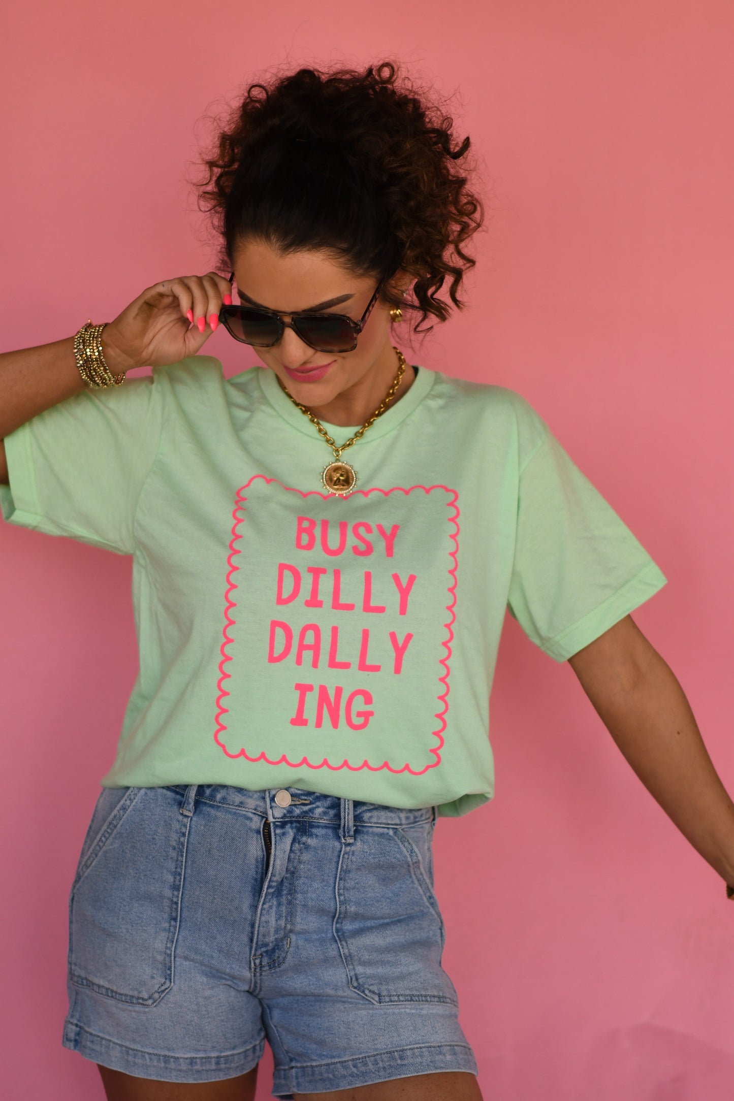 RTS Busy Dilly Dallying Tee